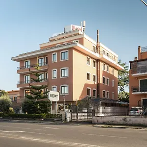 Garner Aurelia By Ihg Отель
