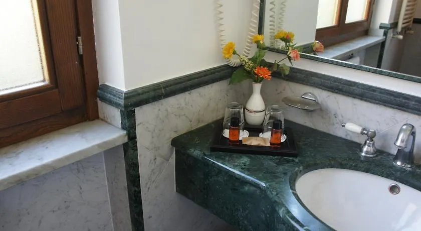 ****  Hotel Relais Patrizi Roma Italia