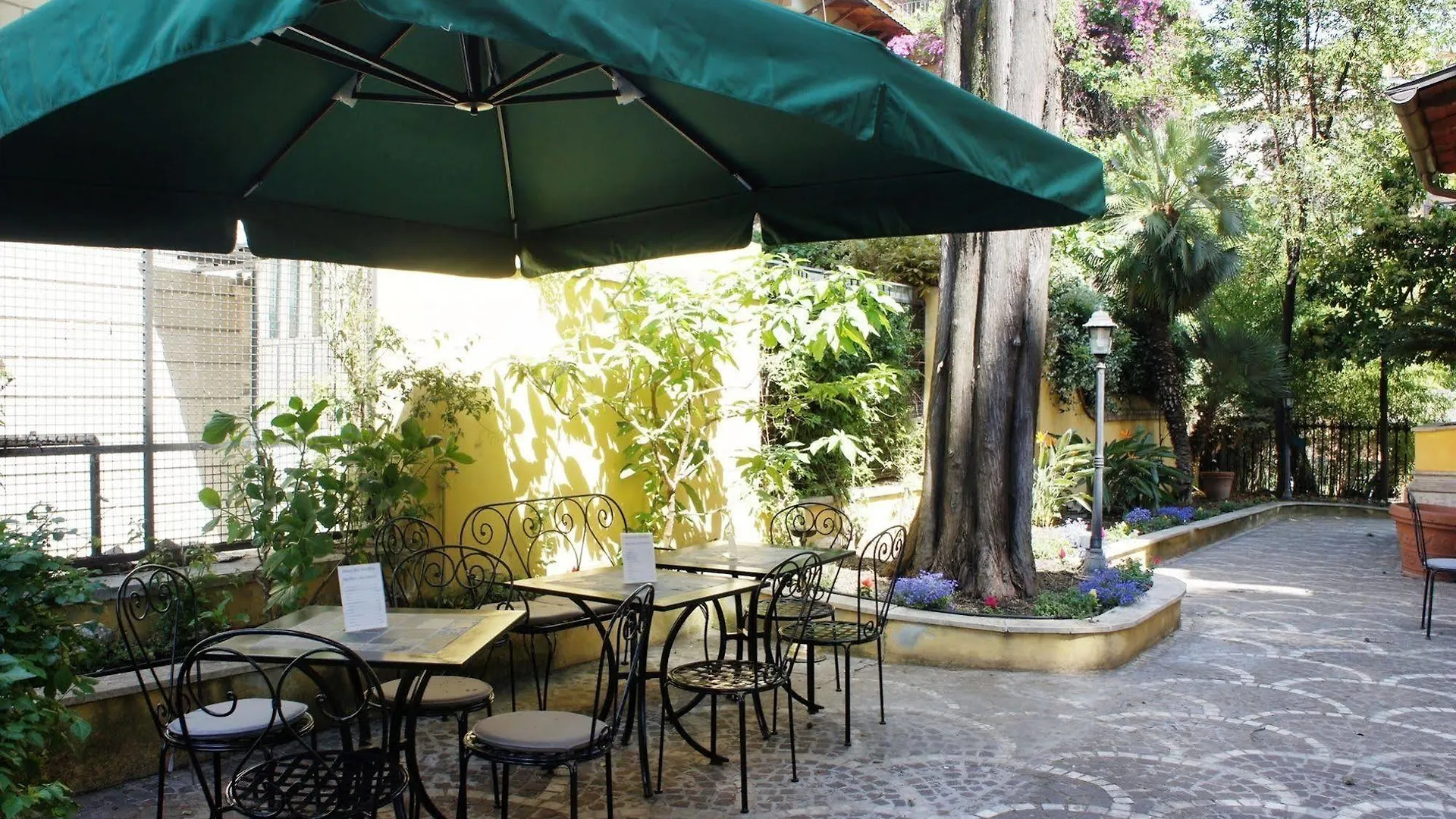 Hotel Relais Patrizi Roma