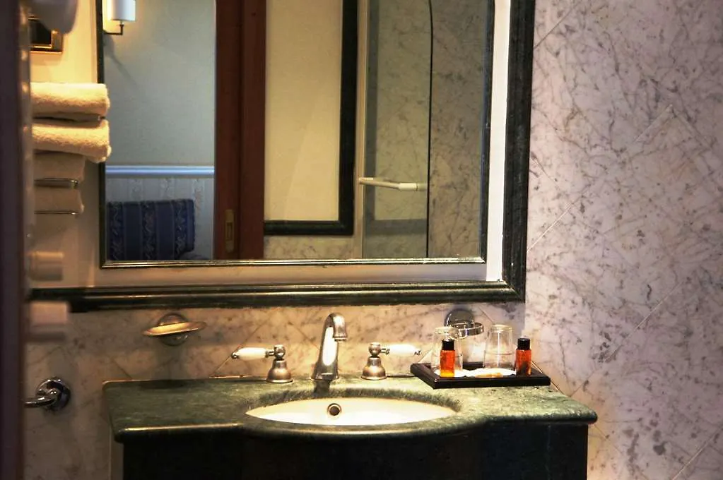 Hotel Relais Patrizi Roma