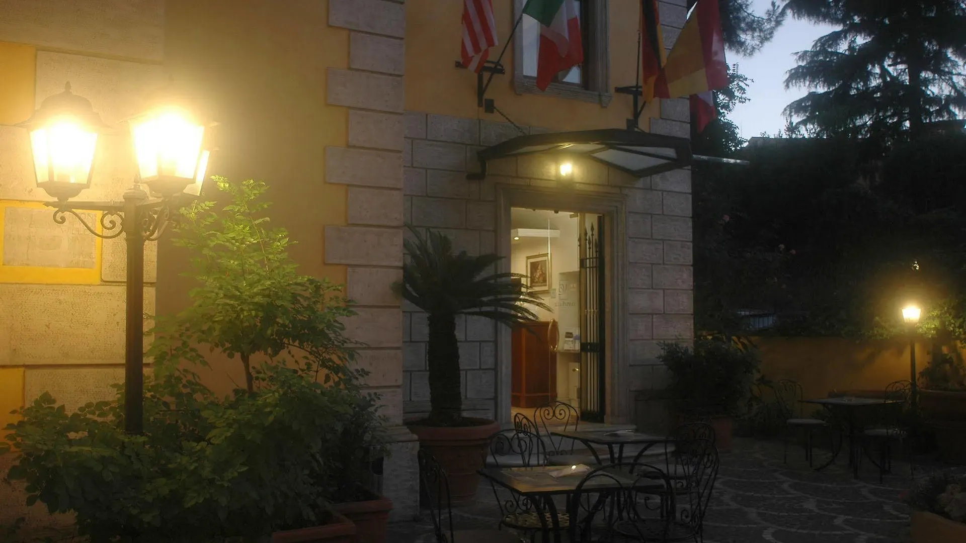 Hotel Relais Patrizi Rome Italy